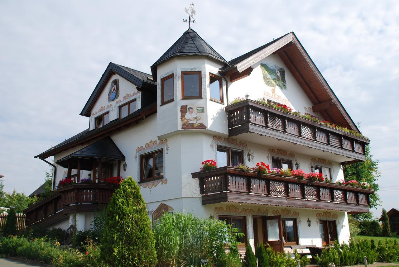 Hotel Alpenhof Markneukirchen Exterior photo